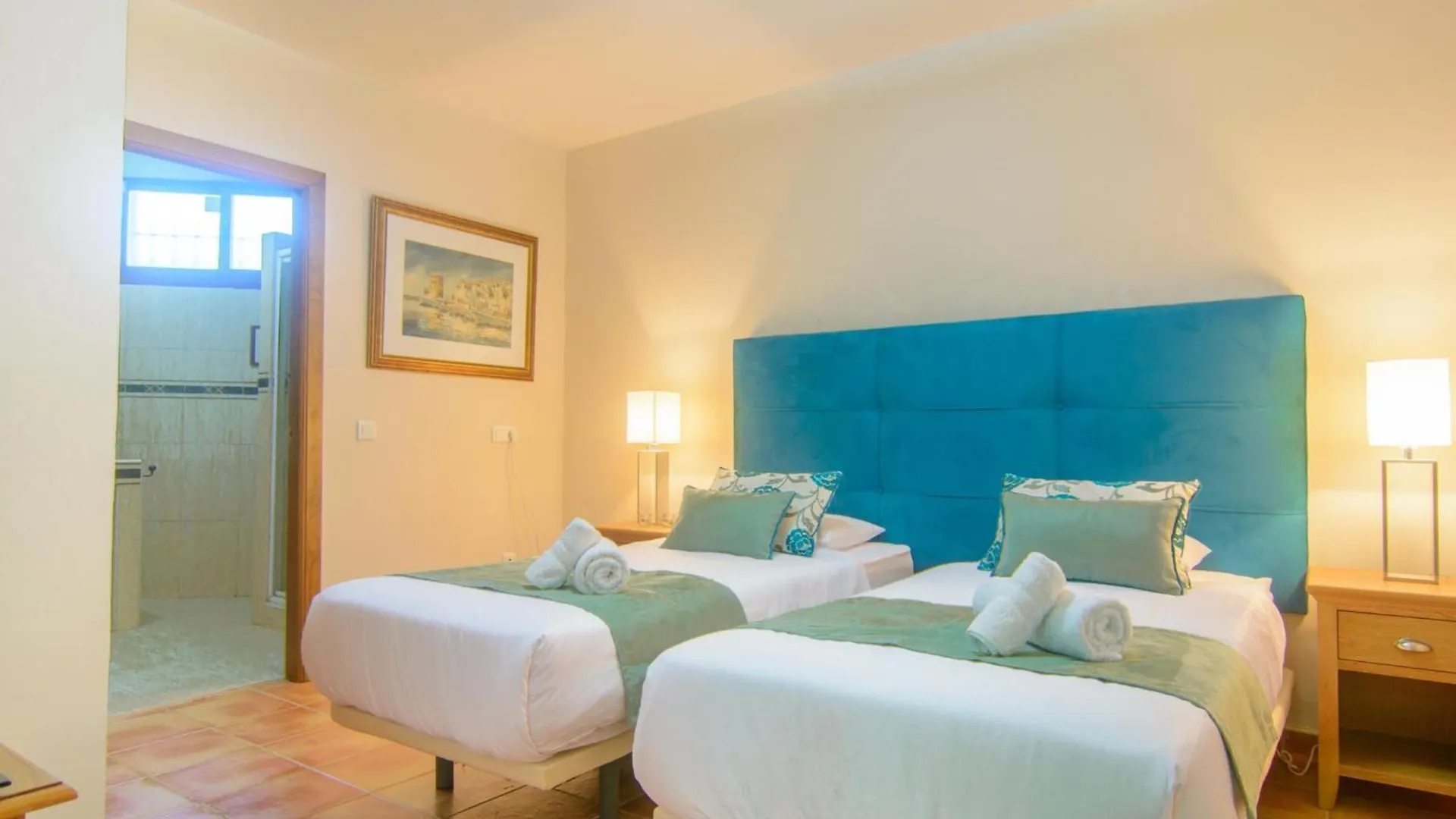 Сasa de vacaciones San Pedro 6 Bedroom Villa, Heated Pool, Bbq, Wifi Marbella