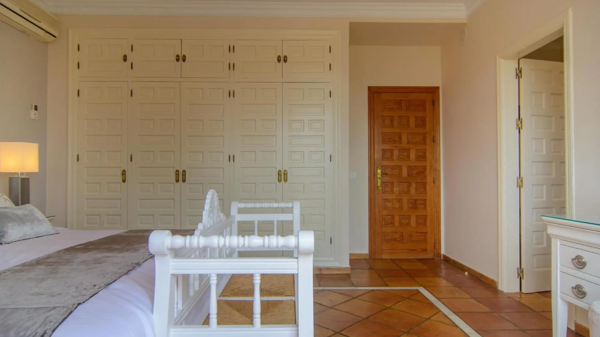 San Pedro 6 Bedroom Villa, Heated Pool, Bbq, Wifi Marbella Сasa de vacaciones
