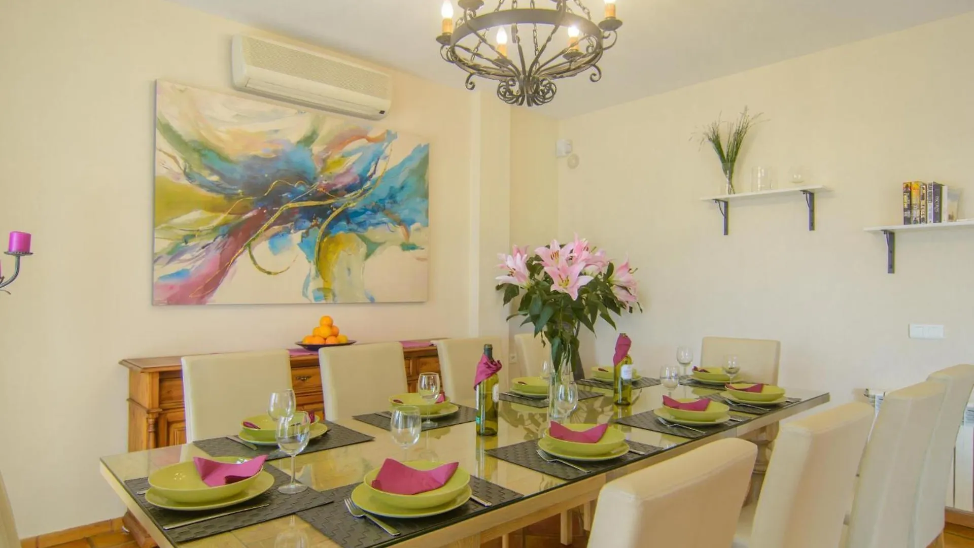 San Pedro 6 Bedroom Villa, Heated Pool, Bbq, Wifi Marbella España